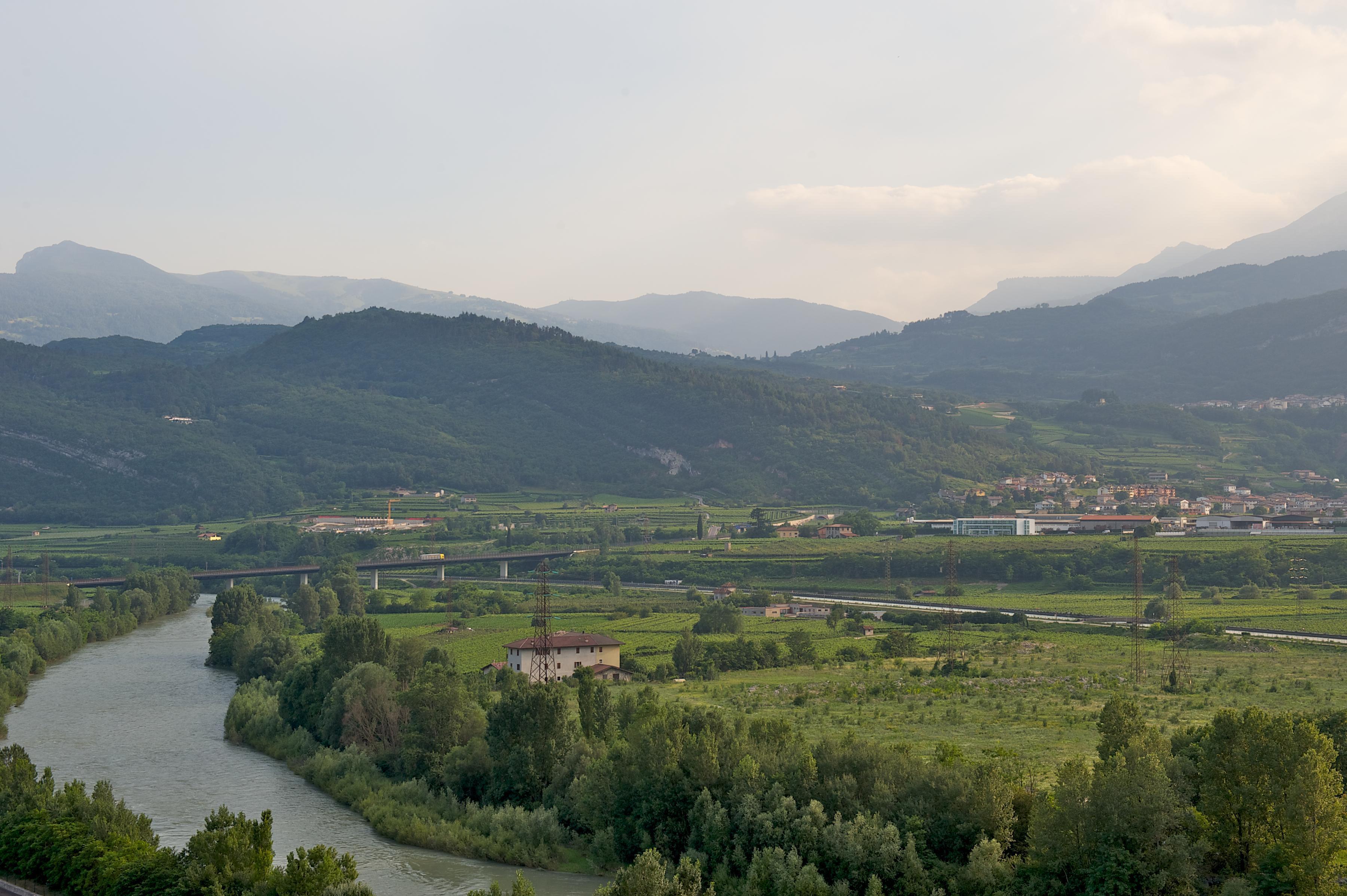 Mercure Nerocubo Rovereto Hotel Rovereto  Bagian luar foto